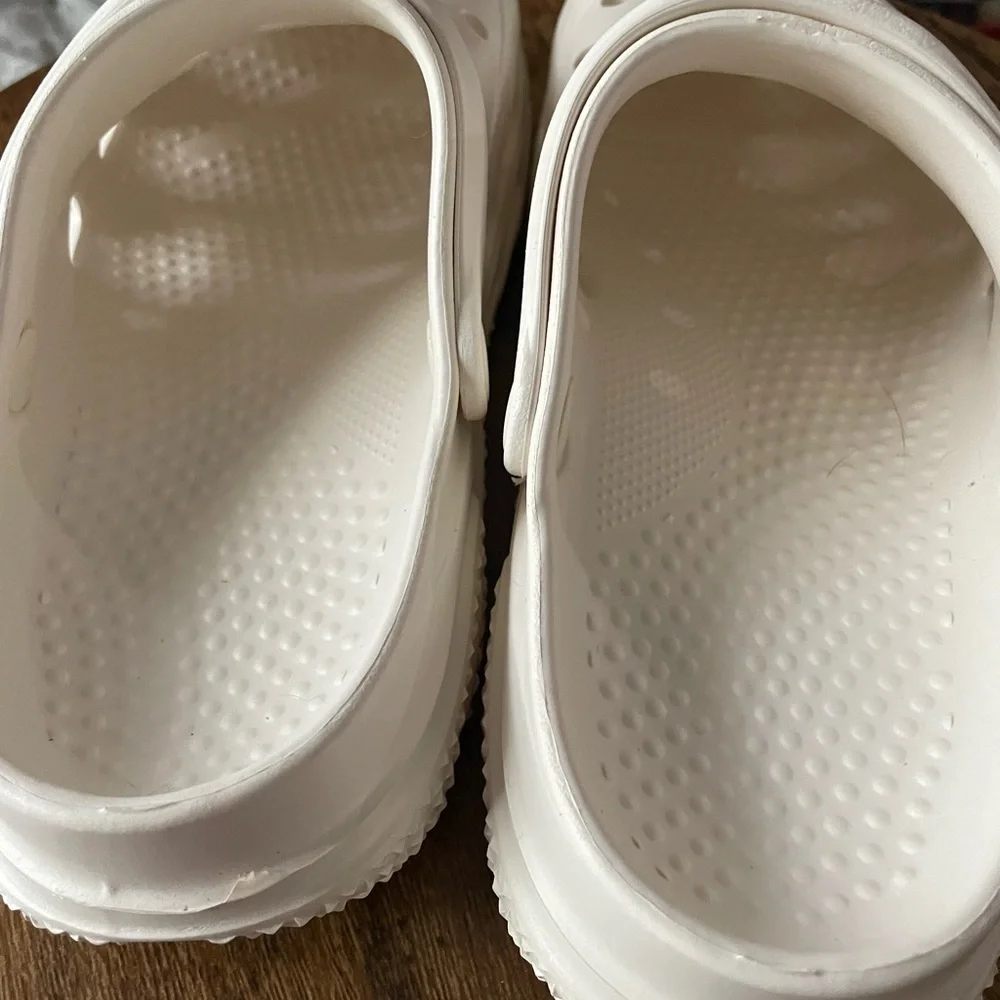 Big Boys/Girls size 5 White Slip On Shoes holes for charm accessories/breathable